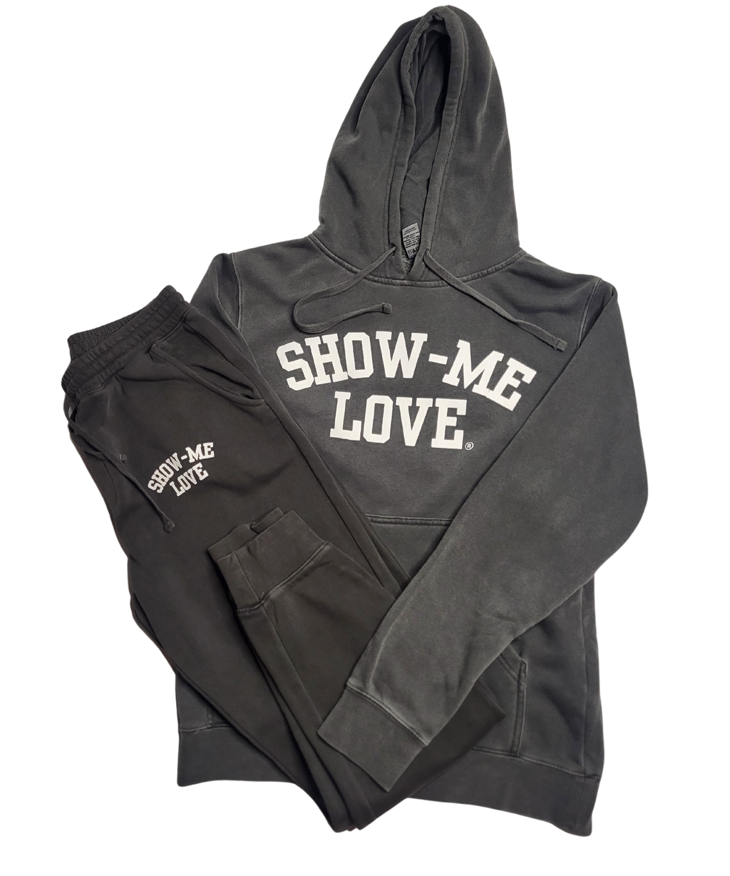 (PRE-ORDER) 314 Day Everyday Show Me Love Vintage Style Jogging Suit